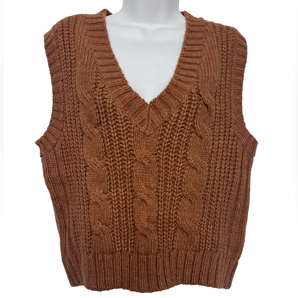 AEO Chunky Cable Knit Sweater Vest Med Rust Academia Preppy GrandpaCore Cozy - Picture 6 of 7